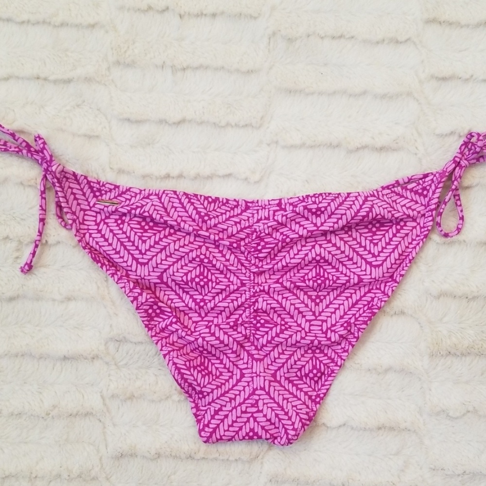 Victorias Secret "Teeny Bikini" Bottoms NWOT Med